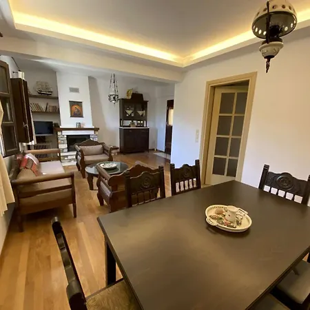 Oak & Olive Village, Naxos Island Center
