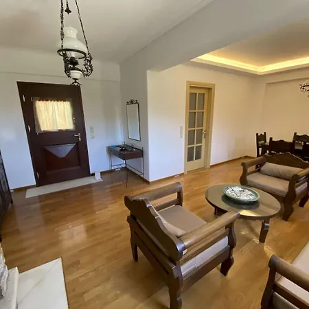 Oak & Olive Village, Naxos Island Center